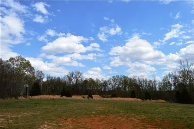 1168 John Shores Rd, Chapmansboro, TN 37035