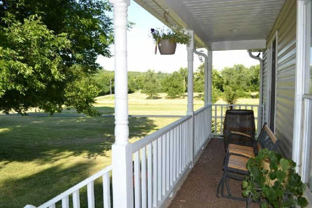 1804 Buck Daniels Rd, Culleoka, TN 38451