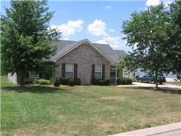 2705 Pickards Pt, La Vergne, TN 37086