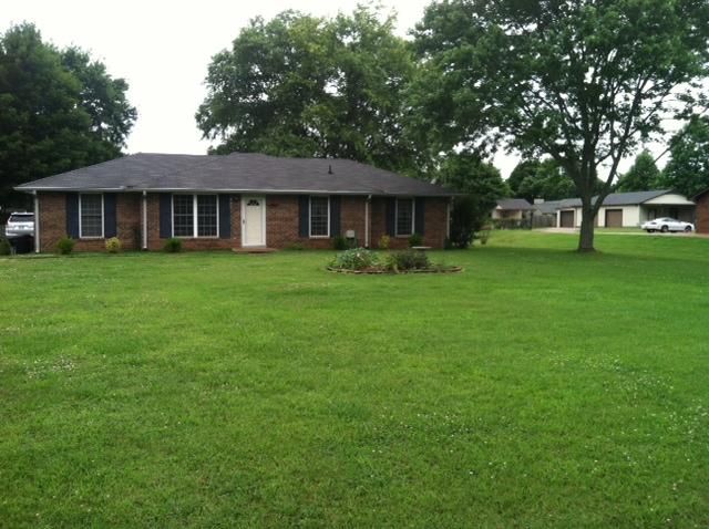 203 Valley View Dr, Smyrna, TN 37167