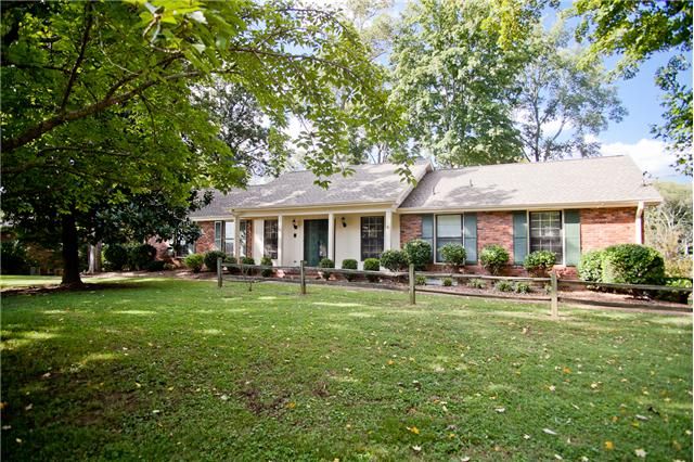 104 Leeward Pt, Hendersonville, TN 37075