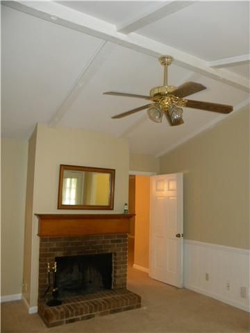 1002 E Northfield Blvd #M-103, Murfreesboro, TN 37130