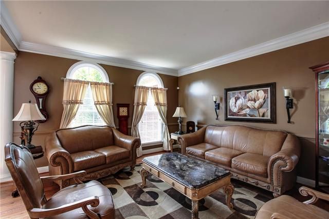 9027 Fallswood Ln, Brentwood, TN 37027