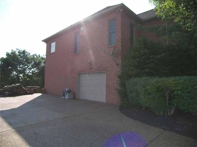 1406 Colony Ct E, Mount Juliet, TN 37122