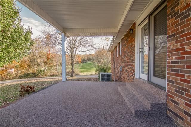4470 Hwy 48 N, Charlotte, TN 37036