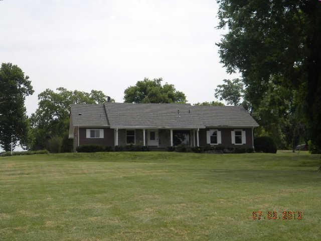 1029 Robertson Rd, Gallatin, TN 37066