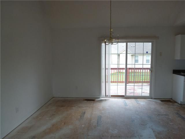 7104 Beard Ct, La Vergne, TN 37086
