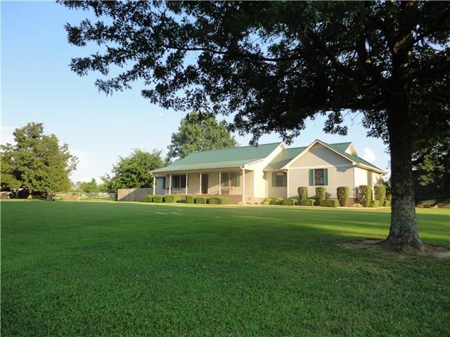 24960 Traci Lynn Dr, Athens, AL 35613