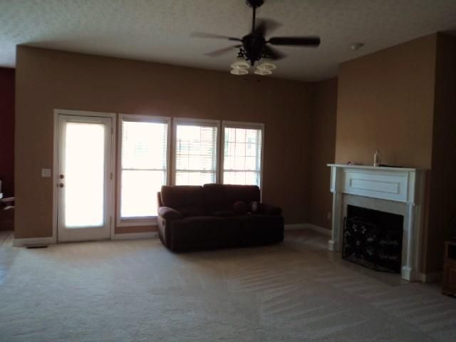 4658 Matthews Rd, Cedar Hill, TN 37032