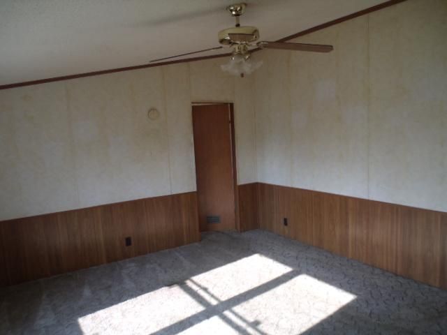1060 Fleet Town Rd, Dickson, TN 37055