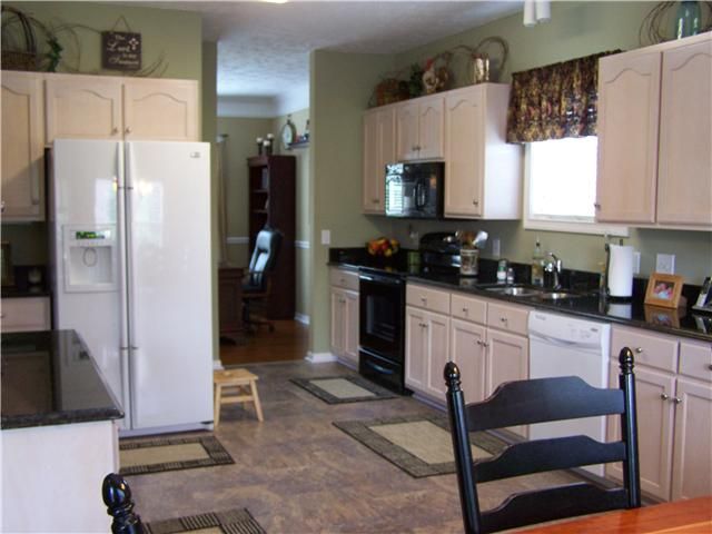 140 Wynbrooke Trce, Hendersonville, TN 37075