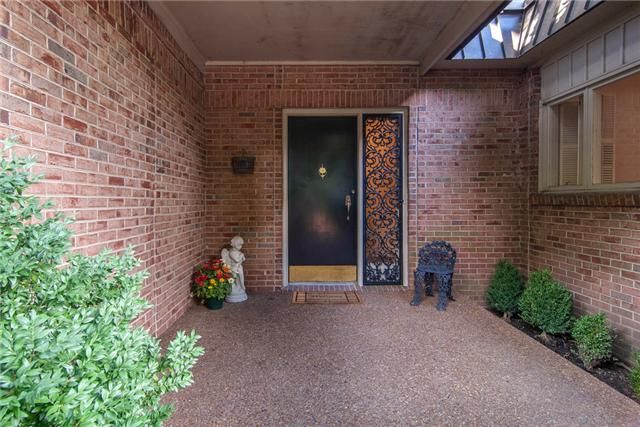 624 Timber Ln, Nashville, TN 37215
