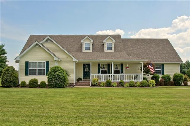 1014 Clark Pl, Gallatin, TN 37066