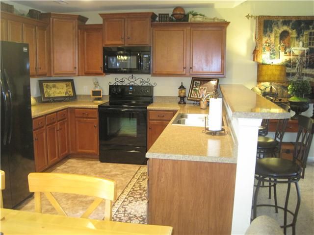 2014 Slayton Dr, Spring Hill, TN 37174