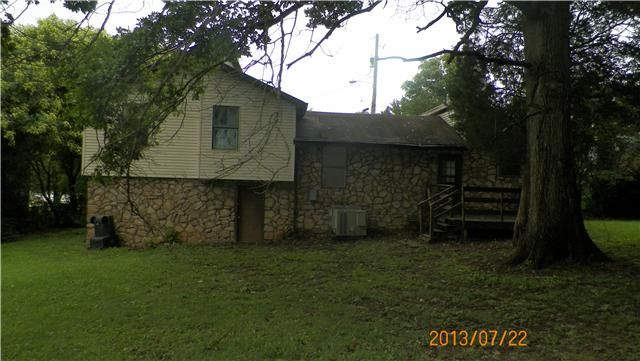 121 Cedarcroft Ct, Antioch, TN 37013