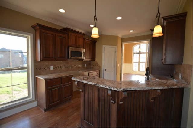 325 Midtown Trl #33, Mount Juliet, TN 37122