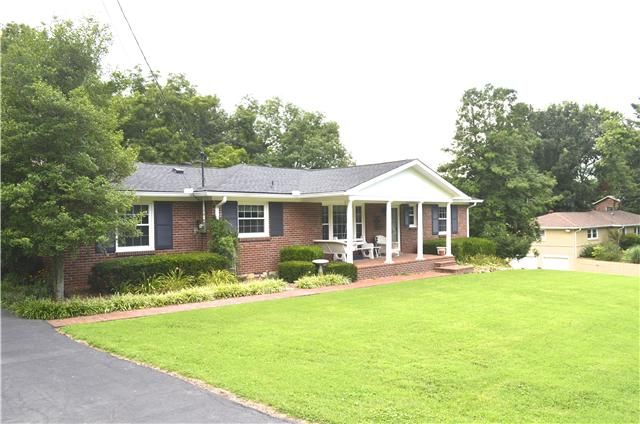 2812 Western Hills Dr, Nashville, TN 37214