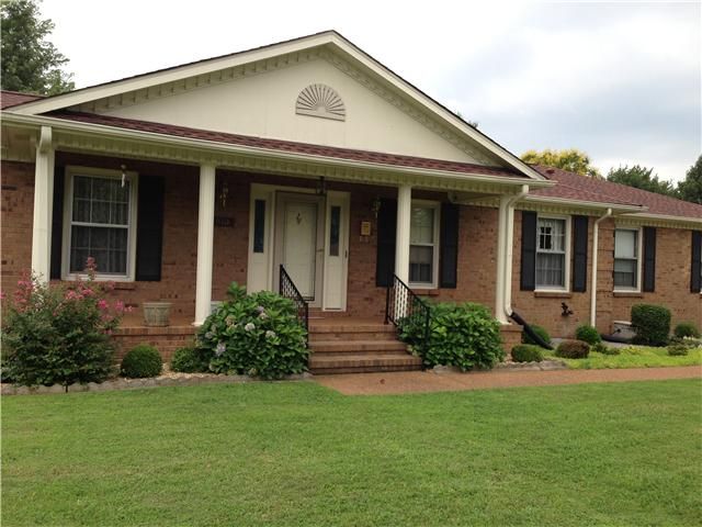 619 Estes St, Murfreesboro, TN 37129