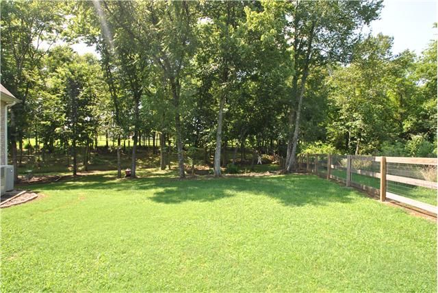 1132 Pruitt Ln, Gallatin, TN 37066