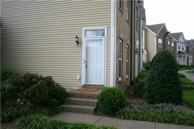 2271 Dewey Dr Apt F1 #F-1, Spring Hill, TN 37174