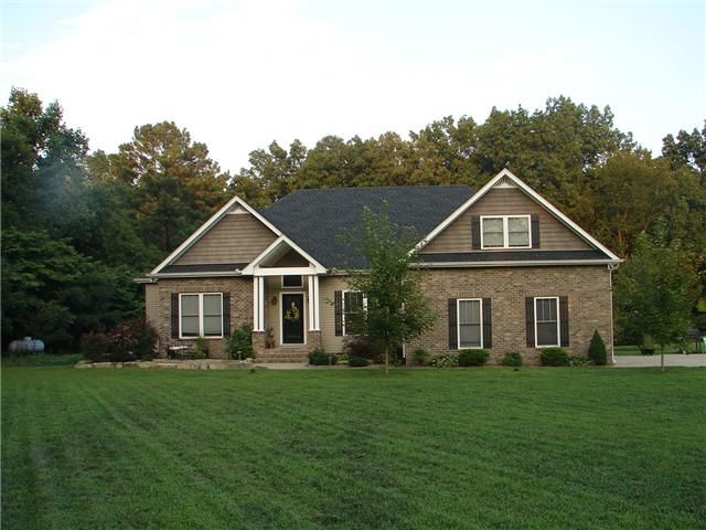 6734B Hwy 31e, Westmoreland, TN 37186