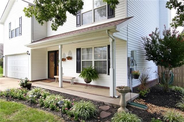 1703 Leslie Dr, Spring Hill, TN 37174