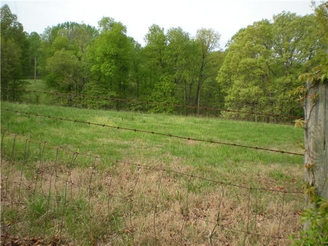 4 Temple Rd, Ashland City, TN 37015