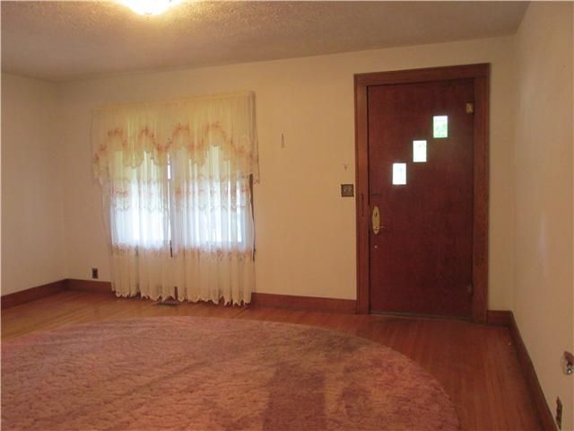 116 W End Ave, Dickson, TN 37055