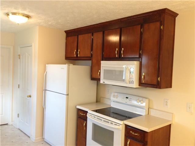 2915 Islington Dr, Murfreesboro, TN 37128