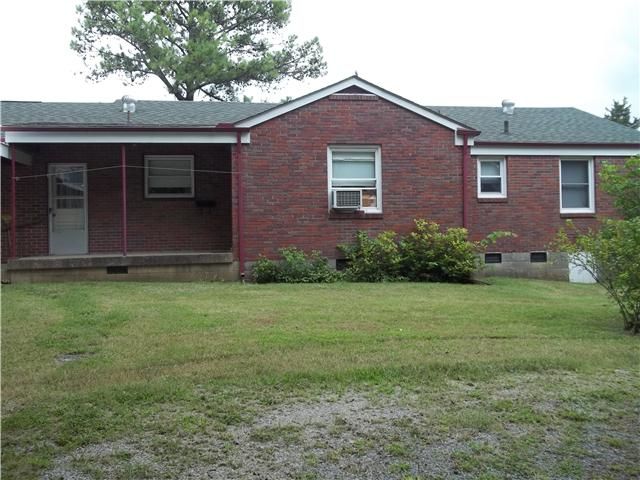 616 Larkin Springs Rd, Madison, TN 37115