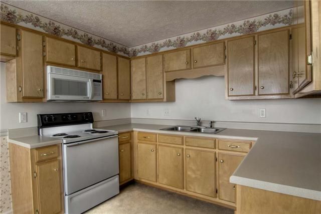 3016 Roscommon Dr, Murfreesboro, TN 37128