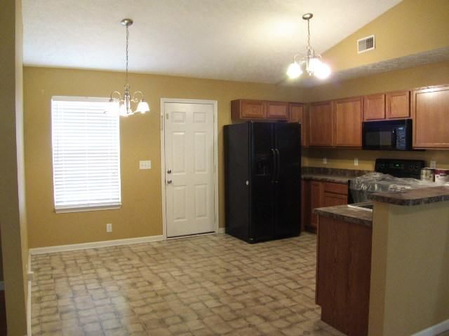 2718 Cayuga Dr, Murfreesboro, TN 37130