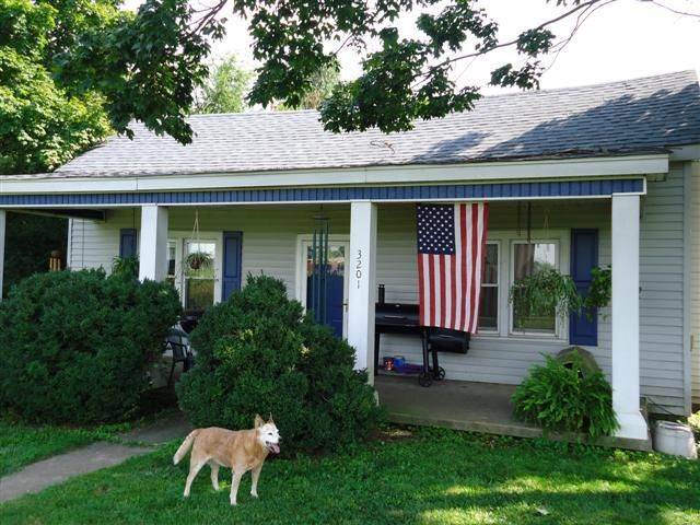 3201 Mud Cat Rd, Cedar Hill, TN 37032