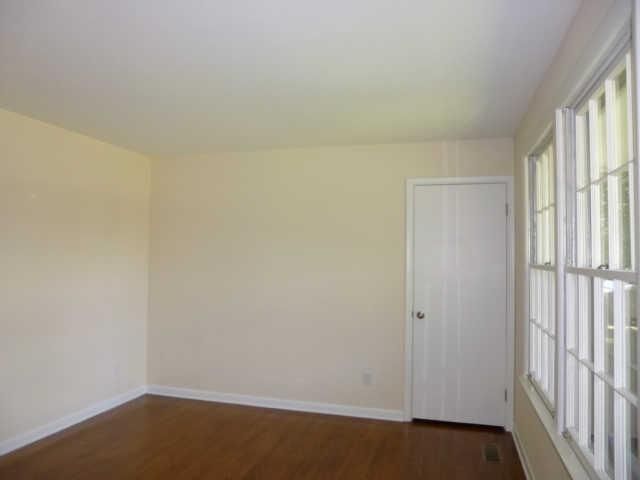 103 Scott Dr, Burns, TN 37029