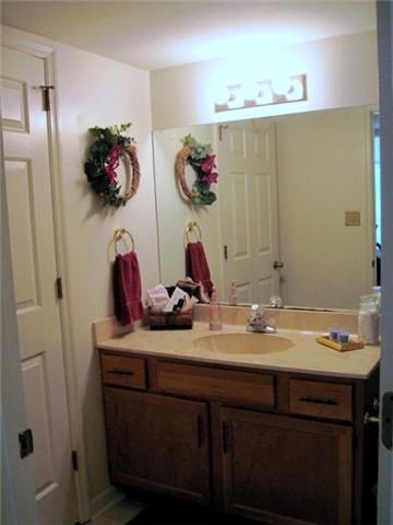 5009 Camelot Dr Apt C #C, Columbia, TN 38401