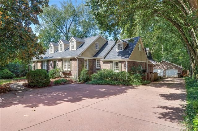2905 23rd Ave S, Nashville, TN 37215