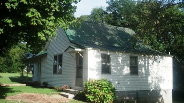863 Cookeville Hwy, Chestnut Mound, TN 38552
