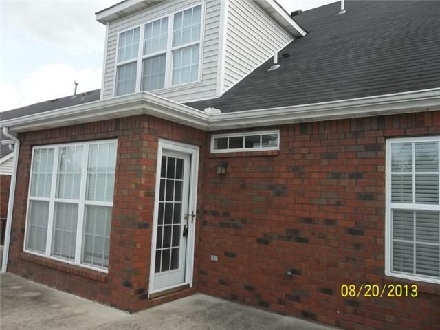 1735 Thomas Ct, Murfreesboro, TN 37127