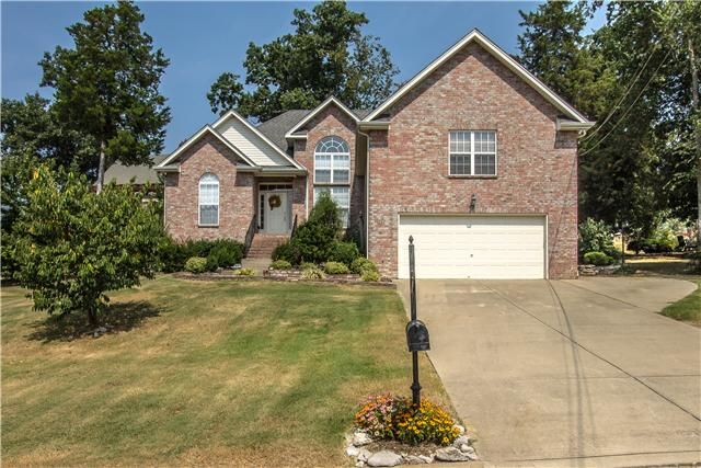 3737 Henricks Hill Dr, Smyrna, TN 37167