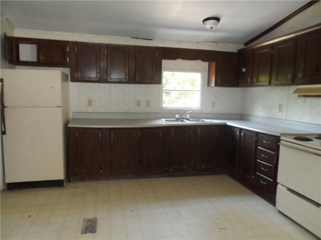 1905 S Main St, Springfield, TN 37172