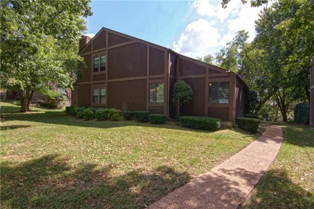 821 Todd Preis Dr, Nashville, TN 37221