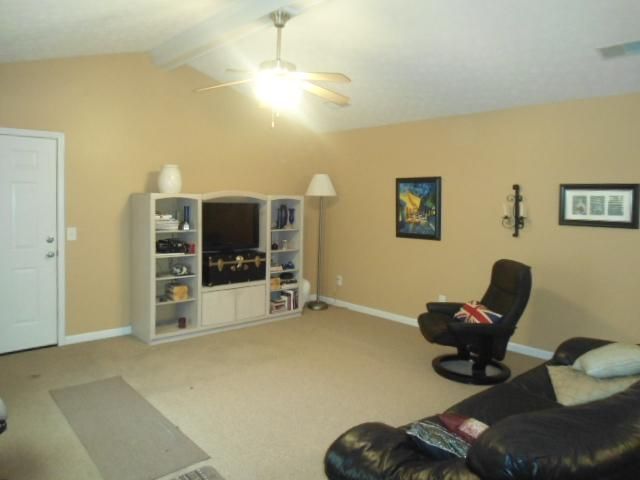 302 816 Lock 4 Rd #302 #302, Gallatin, TN 37066