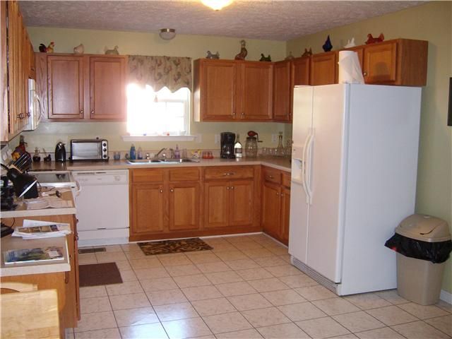 3819 Midland Trl, Bell Buckle, TN 37020