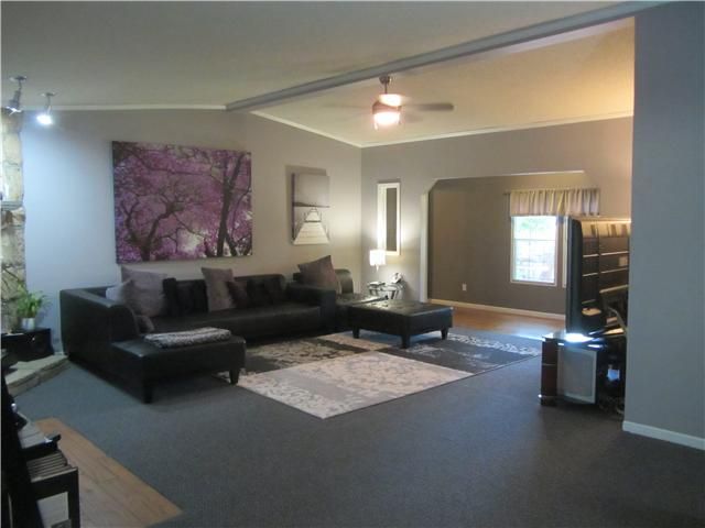 930 Needmore Rd, Old Hickory, TN 37138