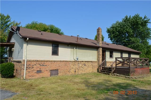 4609 Airport Rd, Springfield, TN 37172