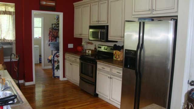 1871 Adams Rd, Charlotte, TN 37036