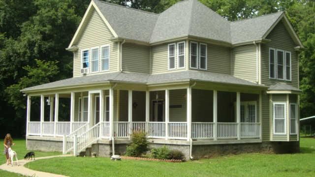 1871 Adams Rd, Charlotte, TN 37036