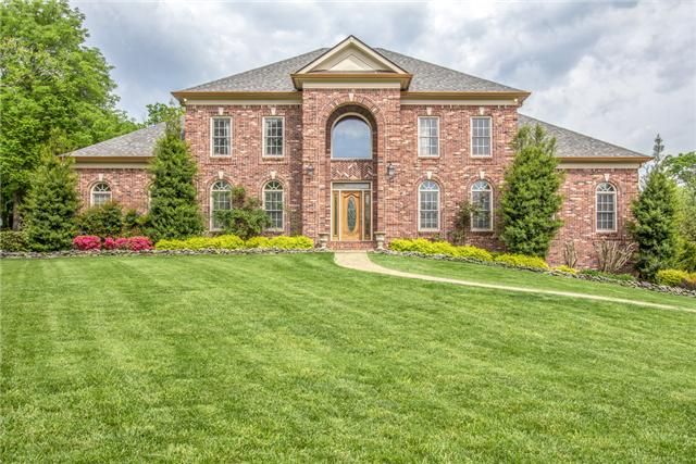 353 Lake Valley Dr, Franklin, TN 37069