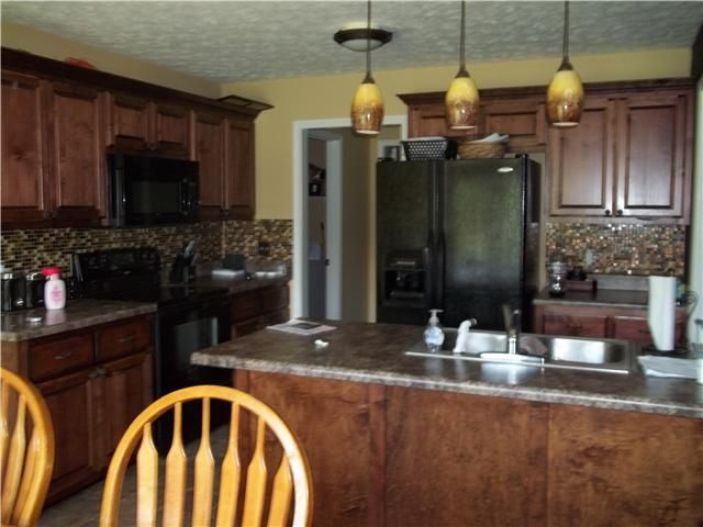846 N Corinth Rd, Portland, TN 37148