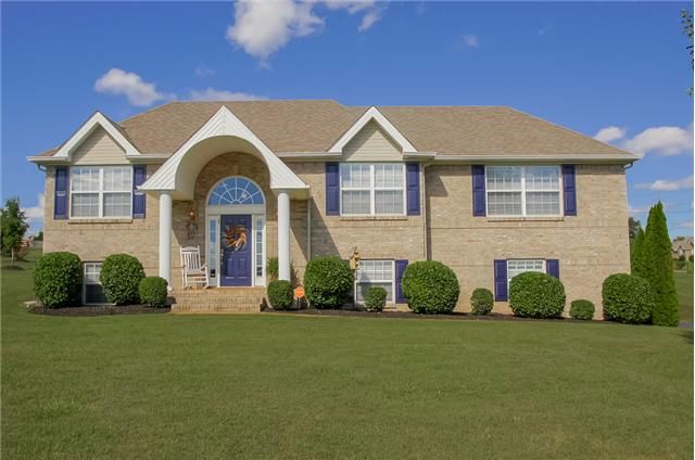 376 Lakeway Ter, Spring Hill, TN 37174
